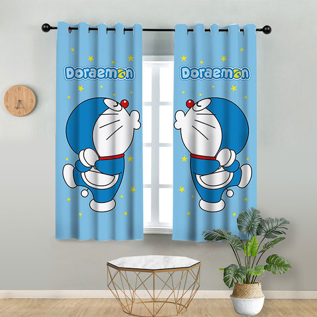 Rèm cửa Doremon màu xanh nhạt in hoạ tiết lớn ấn tượng cho phòng ngủ