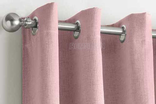 Mẫu rèm vải màu hồng phấn cực kỳ sang trọng 